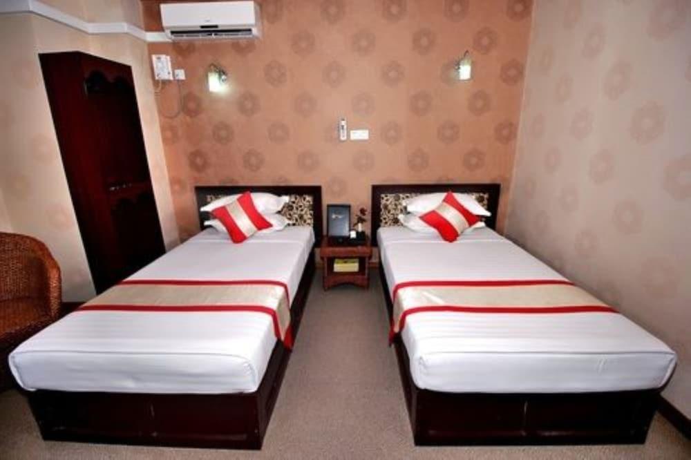 Diamond Crown Hotel Gyogon Екстер'єр фото