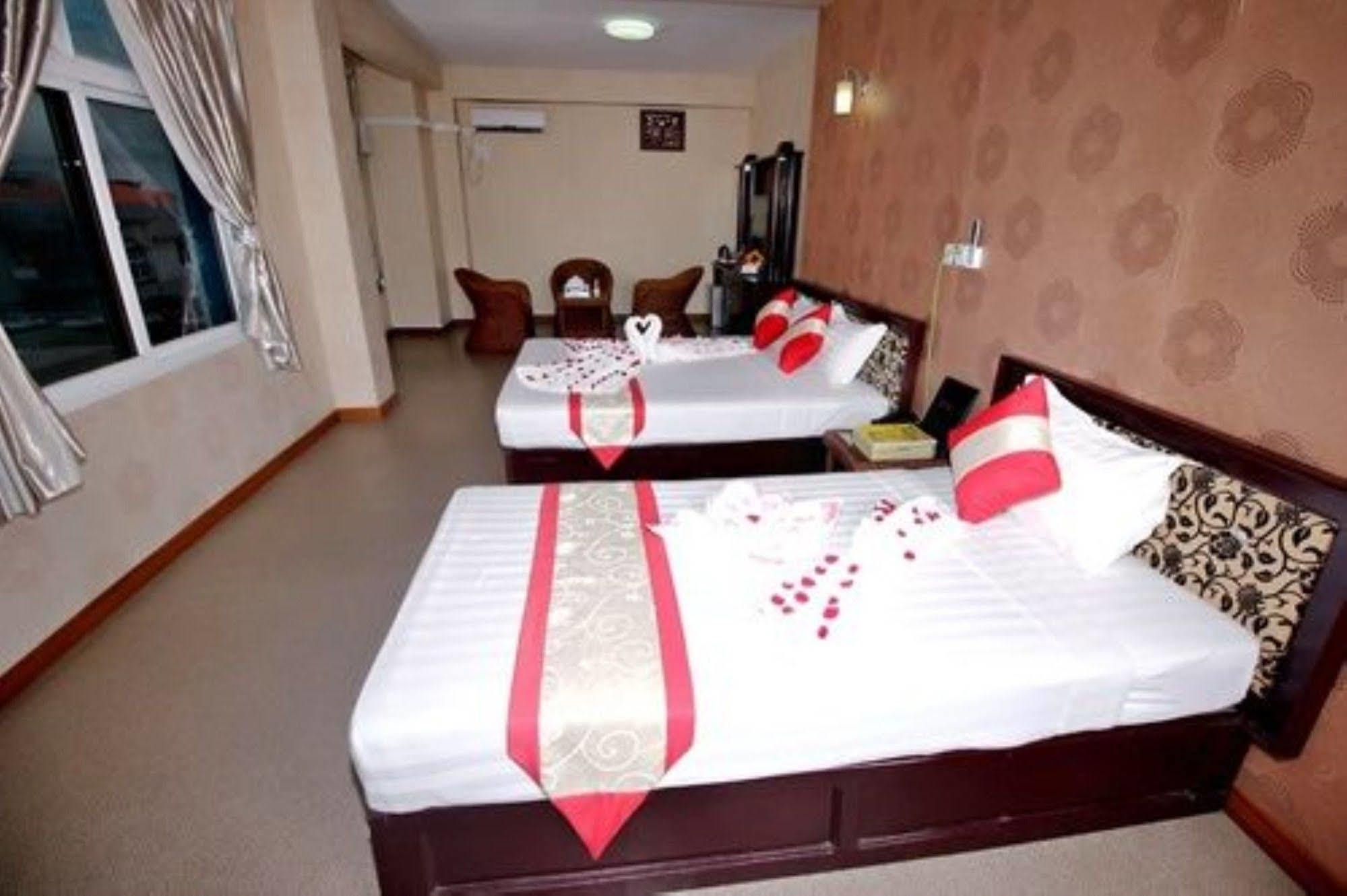 Diamond Crown Hotel Gyogon Екстер'єр фото
