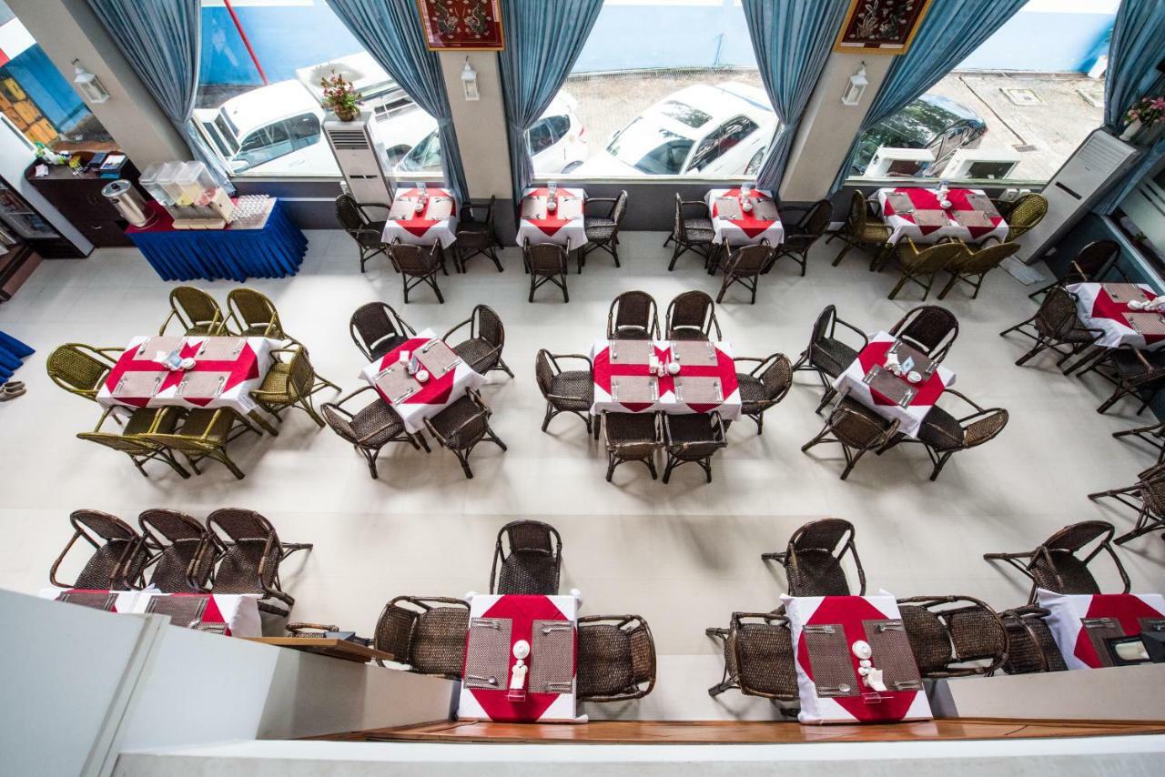 Diamond Crown Hotel Gyogon Екстер'єр фото