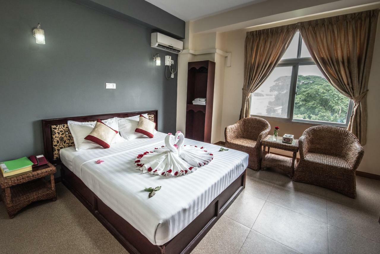 Diamond Crown Hotel Gyogon Екстер'єр фото